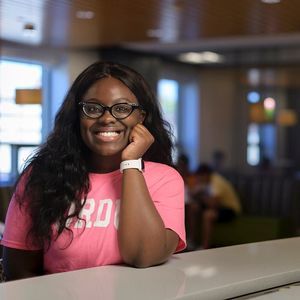 Meet your Posher, Ariana